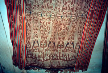 Woven by a master some 100 years ago, this pua is from the Skrang River.