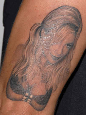 Dean's Tori tattoo