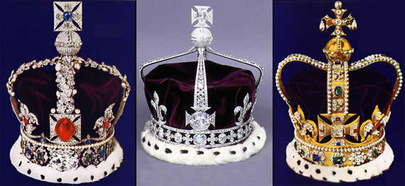 Как потратить короны. Корона СС. Три короны на голове. Корона символ власти. Королевская победа с короной.