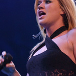 KELLY CLARKSON