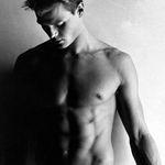 JOSH DUHAMEL 