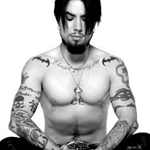 DAVE NAVARRO
