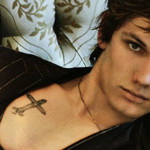 Alex Pettyfer 