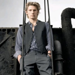 Alex Pettyfer 